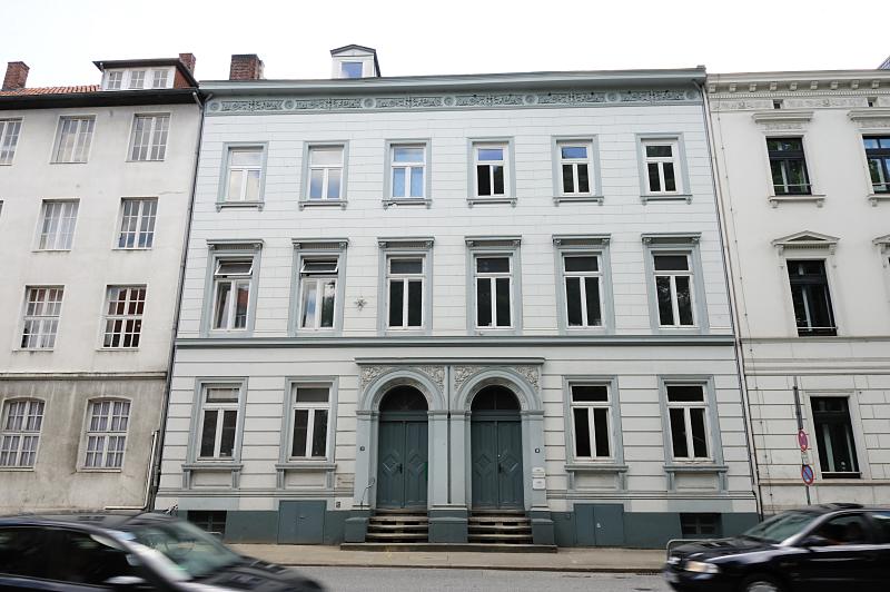 17671_4129 Klassizistische Hausfassade - Wohnhaus in der Klopstockstrasse. | Klopstockstrasse, historische Bilder und aktuelle Fotos aus Hamburg Ottensen.